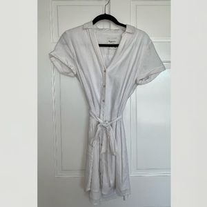 Abercrombie and Fitch White Short Sleeve Tie Dress